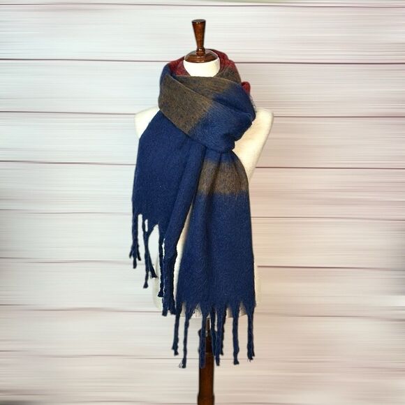 NWT Frye and Co. Chunky Fringed Scarf Oversized Blue Taupe Red - Picture 3 of 10